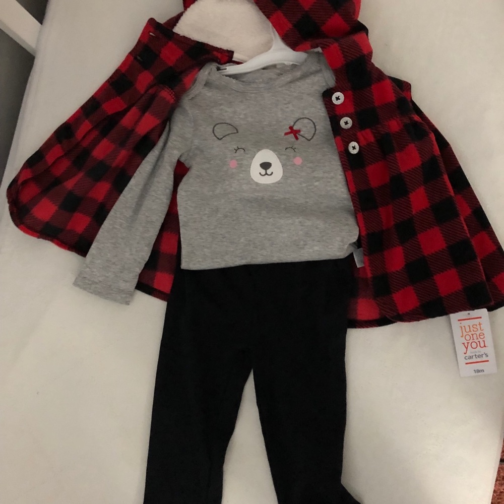 Carters Set. - Picture 2 of 2